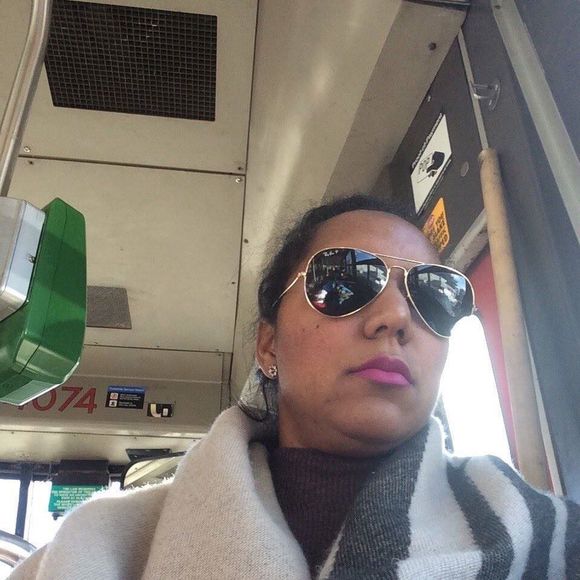 Meet your Posher, Neusa - Picture 1 of 1